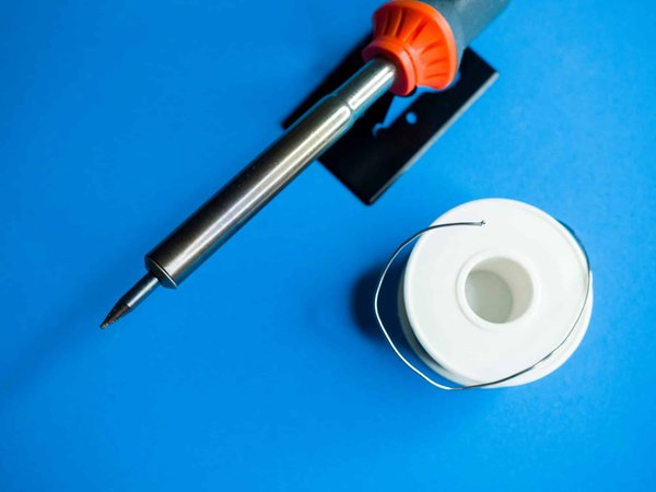 Le guide pour réussir sa soudure à l'étain correctement